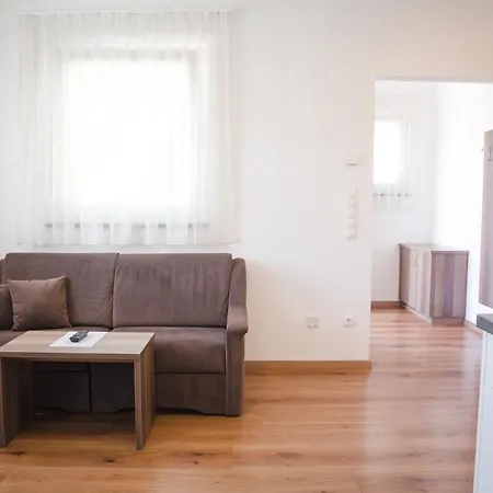 Haller Hof Apartment *
